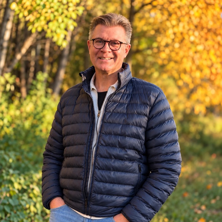 Niclas Kristiansson — coach, samtalsterapeut och ACT-instruktör
